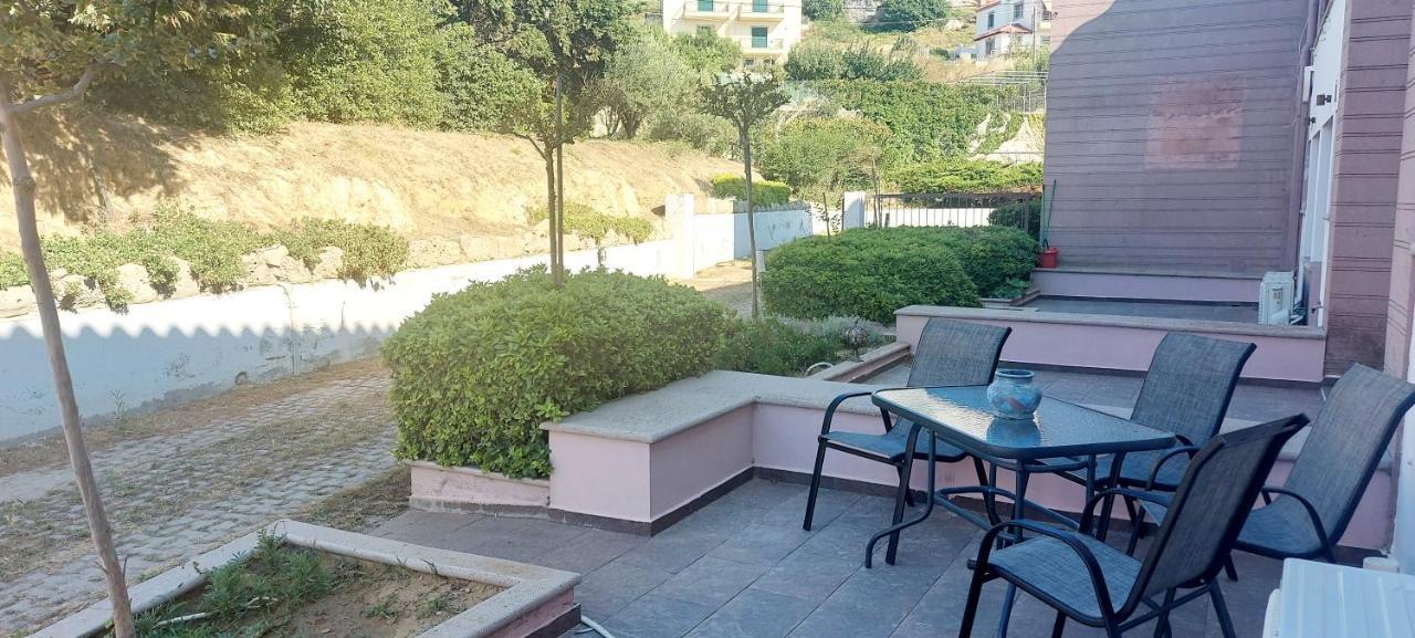 Golden View Apartments Myrina Limnos エクステリア 写真